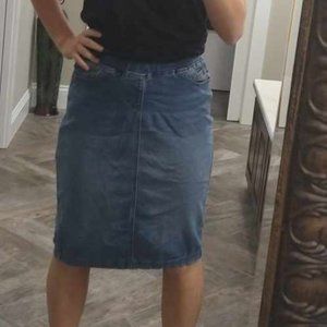Jean skirt with elastic waist